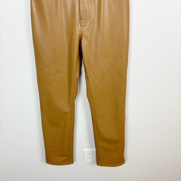 Abercrombie & Fitch The 90’s Straight Ultra High Rise Faux Leather Pants Size 26 - Picture 7 of 8